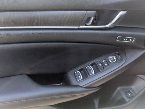 Used 2022 Honda Accord EX-L image 14