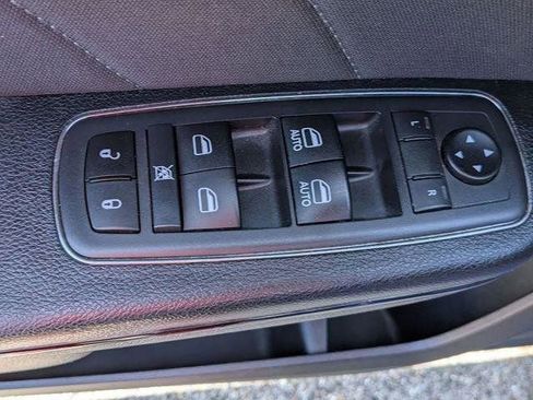 Used 2019 Dodge Charger R/T w/ Blacktop Package RWD image 15