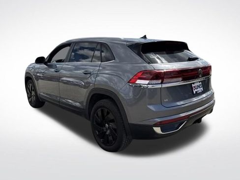 Used 2024 Volkswagen Atlas Cross Sport SE w/ Panoramic Sunroof Package AWD/4WD image 13