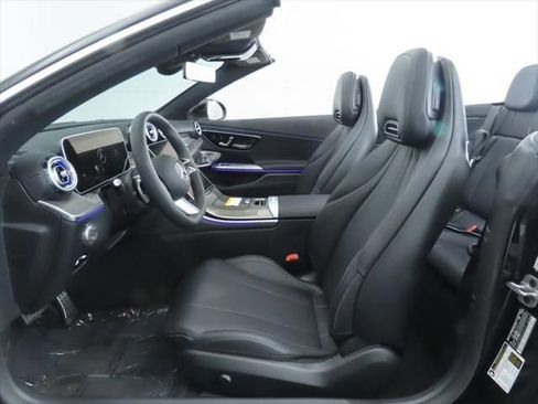 New 2025 Mercedes-Benz CLE 300 4MATIC Cabriolet image 28