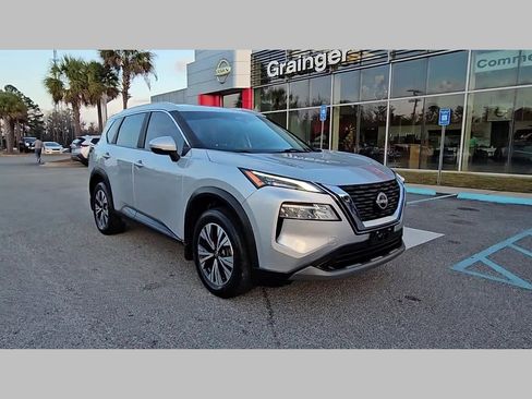 Used 2023 Nissan Rogue SV w/ SV Premium Package image 18