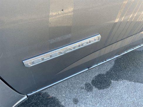 Certified 2022 GMC Canyon Elevation w/ Trailering Package image 11