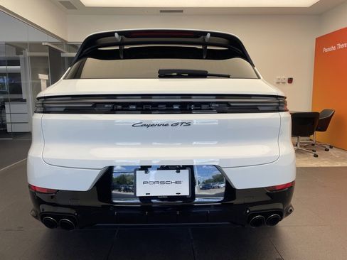 Used 2026 Porsche Cayenne GTS image 26