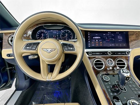 Used 2022 Bentley Continental GT image 14