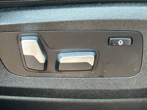 Used 2023 BMW X5 xDrive40i w/ Executive Package AWD/4WD image 40