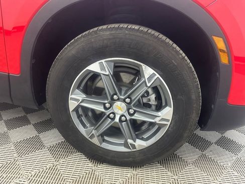 Used 2024 Chevrolet Blazer LT image 13