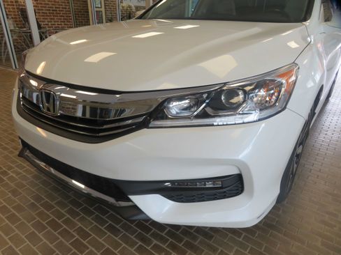 Used 2016 Honda Accord EX-L image 61