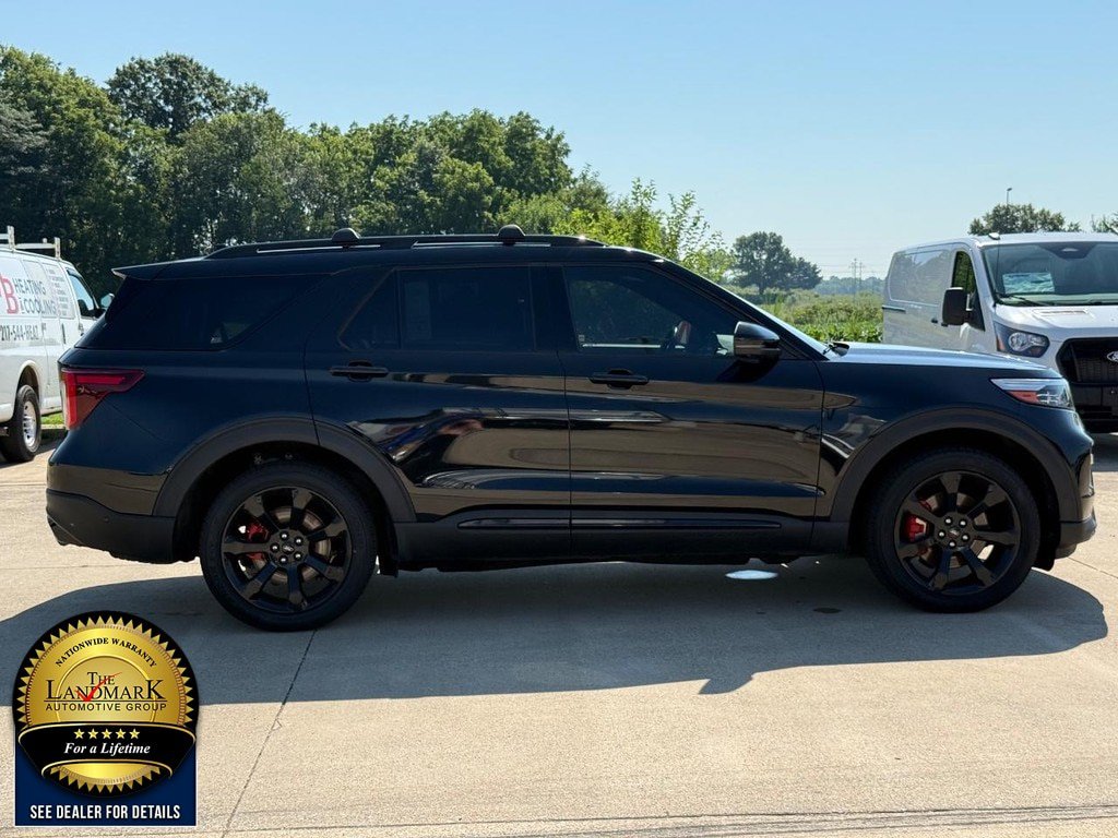 Used 2020 Ford Explorer ST w/ ST Street Pack AWD/4WD image 4