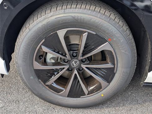 New 2026 Lexus RZ 450e AWD image 5
