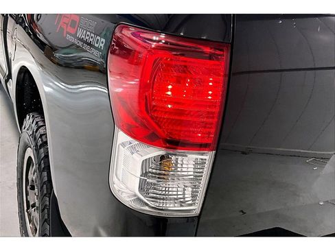 Used 2010 Toyota Tundra Grade 5.7L V8 w/FFV (A6) image 27
