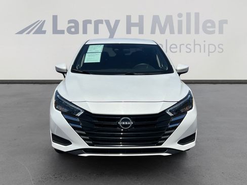 Used 2025 Nissan Versa SV w/ Trunk Package FWD image 8