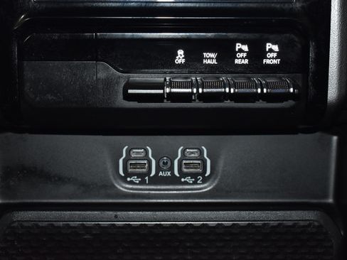 Used 2022 RAM 1500 Sport w/ Rebel Level 2 Equipment Group AWD/4WD image 33