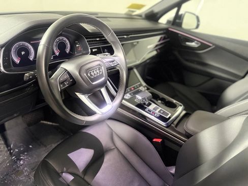 Used 2025 Audi Q7 3.0T Premium Plus AWD/4WD image 18
