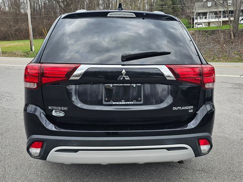 Used 2019 Mitsubishi Outlander AWD image 27