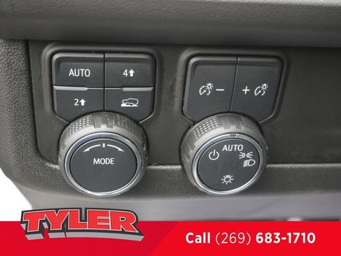 Used 2024 Chevrolet Tahoe RST w/ Luxury Package image 30