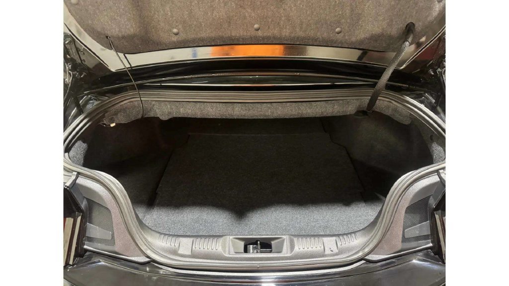 Used 2025 Ford Mustang GT Premium RWD image 25