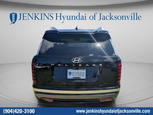 New 2026 Hyundai Palisade Limited FWD image 5