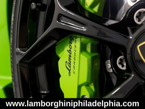 Used 2024 Lamborghini Revuelto AWD/4WD image 41