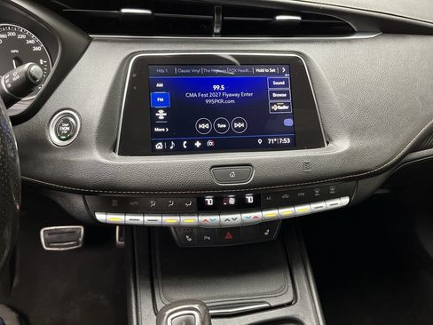 Used 2019 Cadillac XT4 Sport AWD/4WD image 16