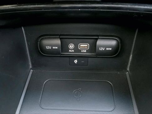 Used 2019 Kia Sorento SX image 36