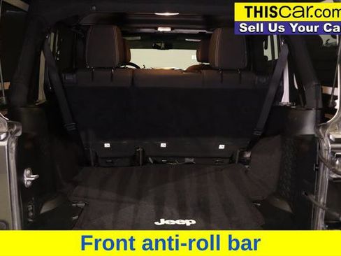 Used 2017 Jeep Wrangler Unlimited Rubicon w/ Connectivity Group image 25