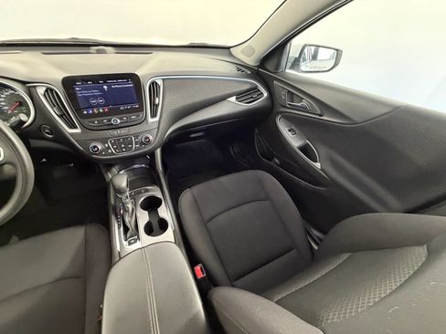 Used 2024 Chevrolet Malibu LT w/ LPO, Floor Liner Package FWD image 30