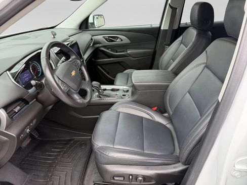 Used 2021 Chevrolet Traverse LT AWD/4WD image 10
