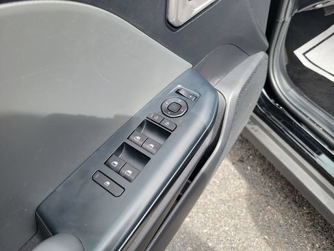 Used 2025 Kia K4 FWD image 24