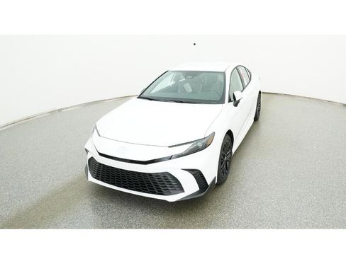 New 2026 Toyota Camry SE image 16