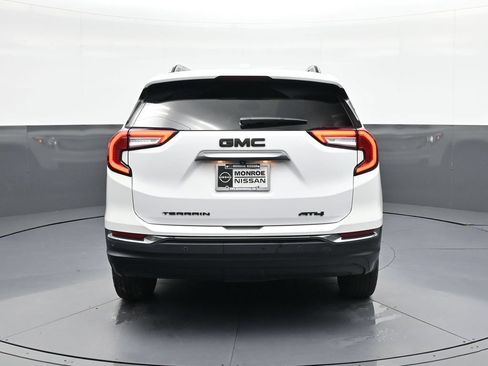 Used 2024 GMC Terrain AT4 w/ Tech Package AWD/4WD image 6