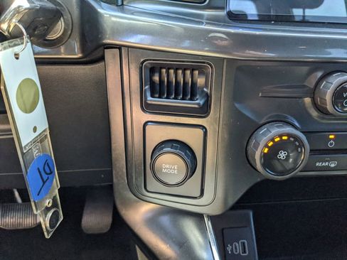 Used 2025 Ford F150 STX image 28