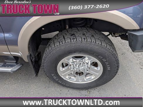 Used 2005 Ford F350 Lariat image 2