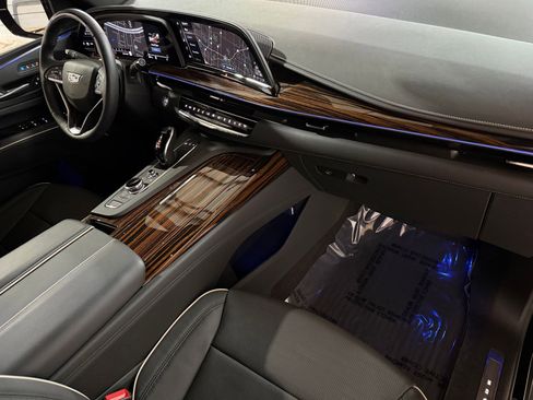 Certified 2023 Cadillac Escalade Premium Luxury w/ Performance Package AWD/4WD image 53