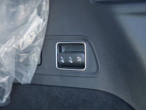 New 2026 Mercedes-Benz GLS 450 4MATIC image 12