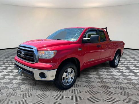 Used 2011 Toyota Tundra 4x4 Double Cab w/ TRD Off-Road Pkg image 3