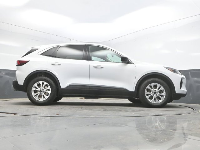 Used 2023 Ford Escape Active AWD/4WD image 49
