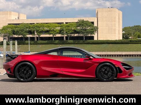 Used 2025 McLaren 750S RWD image 6