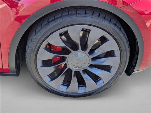 Used 2022 Tesla Model Y Performance AWD/4WD image 23