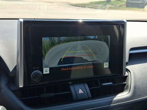 Used 2025 Toyota RAV4 LE image 20