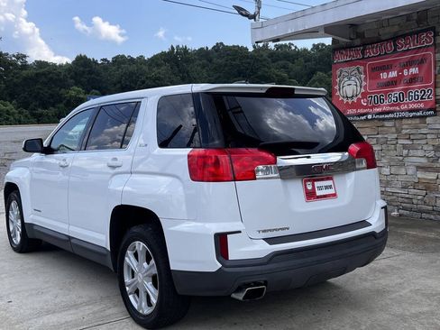 Used 2017 GMC Terrain SLE FWD image 4