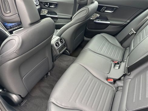 New 2025 Mercedes-Benz C 300 Sedan image 12