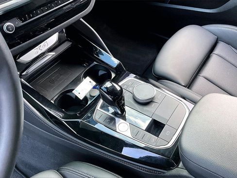 Used 2023 BMW X4 xDrive30i w/ Convenience Package image 15