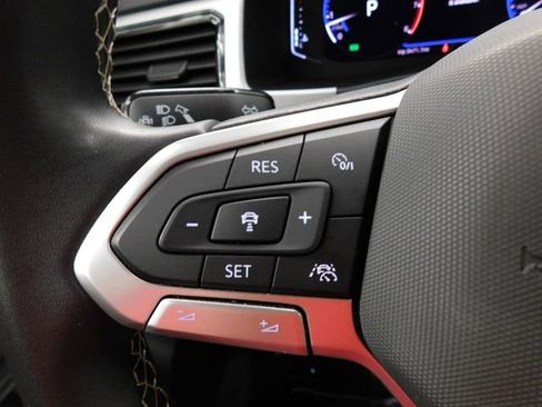 Used 2021 Volkswagen Atlas SEL Premium image 28