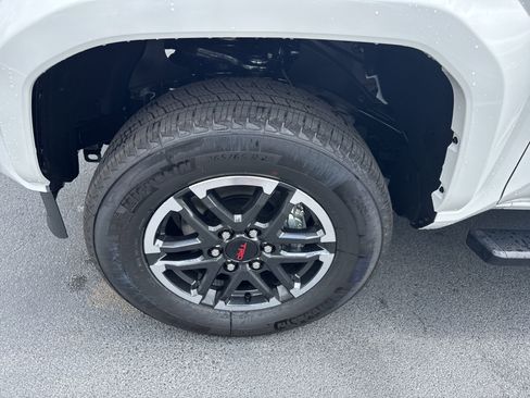 New 2025 Toyota Tacoma TRD Sport AWD/4WD image 9