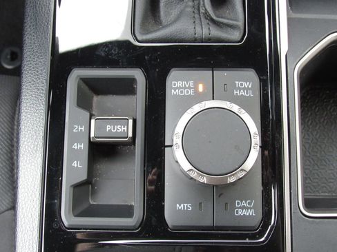 Certified 2026 Toyota Sequoia SR5 w/ TRD Off-Road Package AWD/4WD image 35