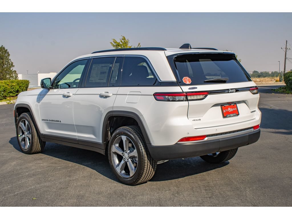 New 2026 Jeep Grand Cherokee Limited AWD/4WD image 6