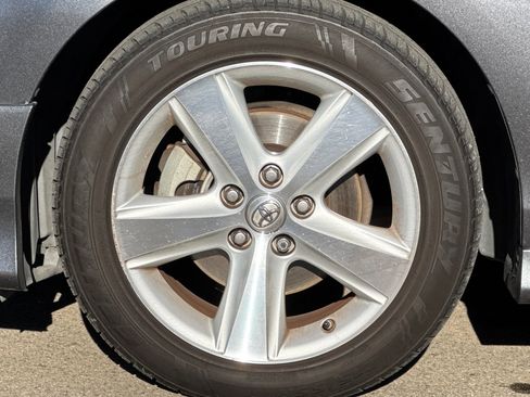 Used 2011 Toyota Camry SE image 42