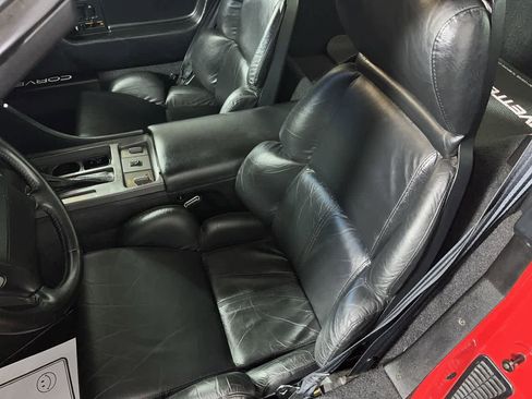 Used 1991 Chevrolet Corvette Coupe image 15
