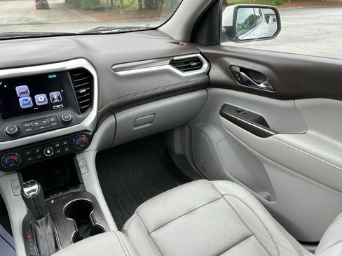 Used 2017 GMC Acadia SLT w/ LPO, Floor Liner Package AWD/4WD image 29