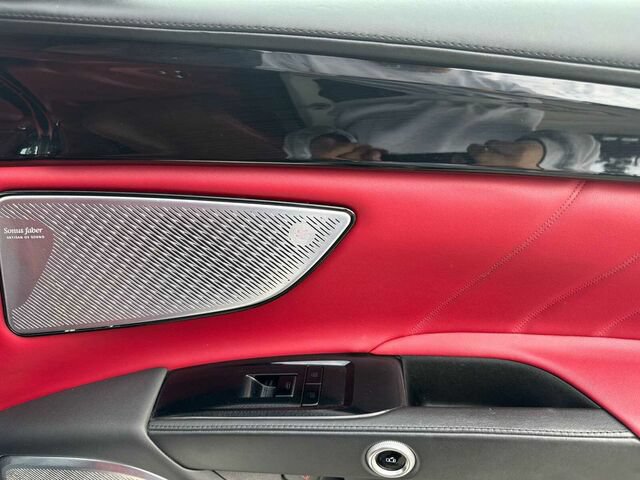 Used 2023 Maserati Grecale Modena AWD/4WD image 20